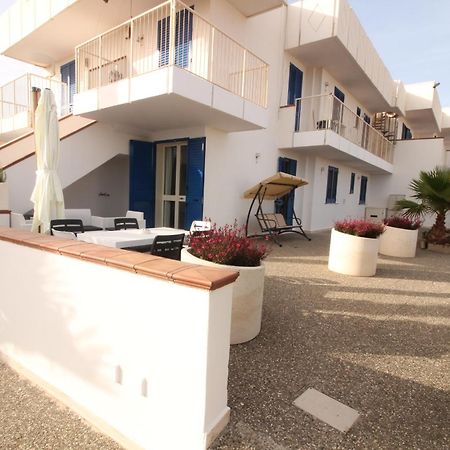 Residence Mare Azzurro Torre San Giovanni Ugento Bagian luar foto