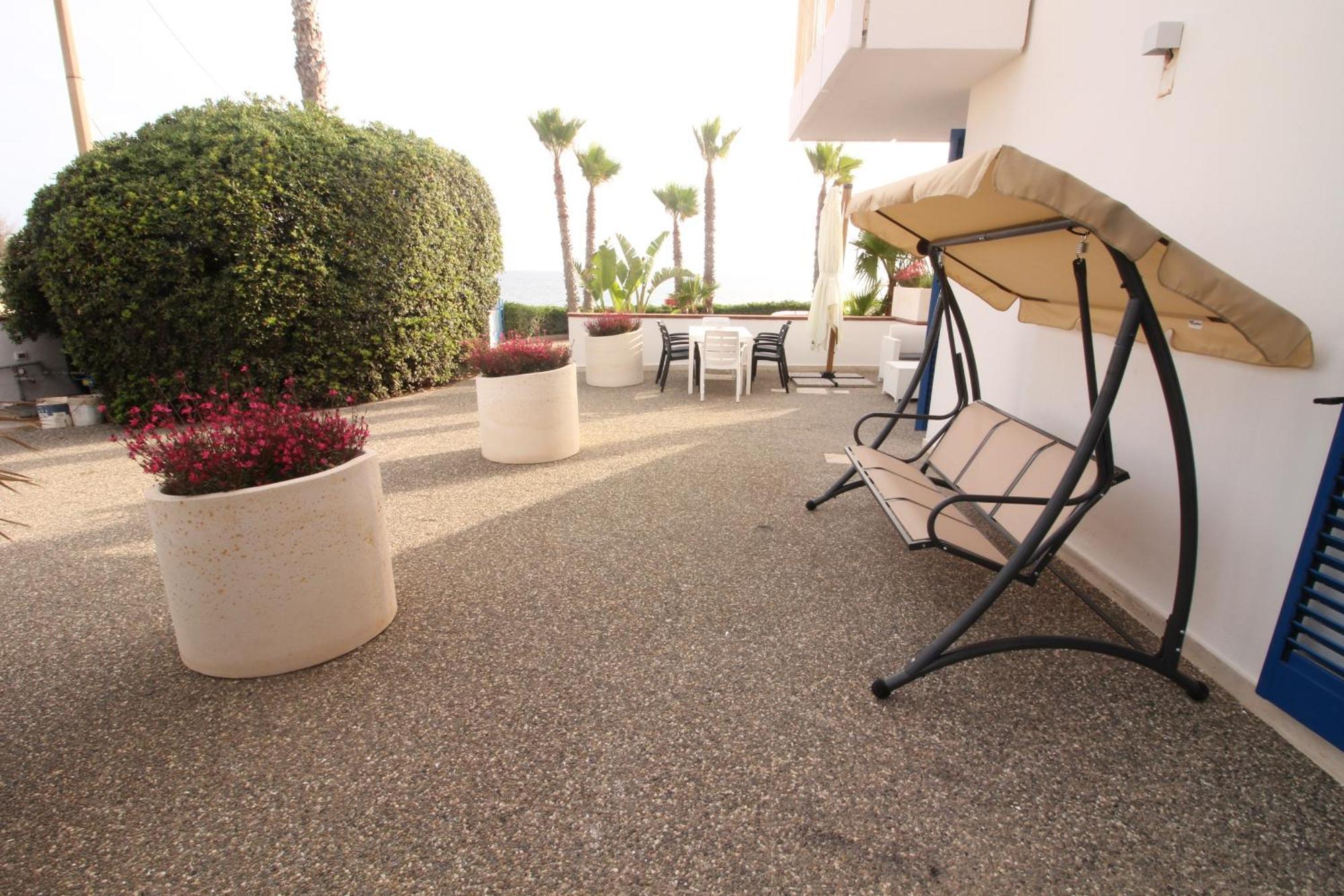 Residence Mare Azzurro Torre San Giovanni Ugento Bagian luar foto
