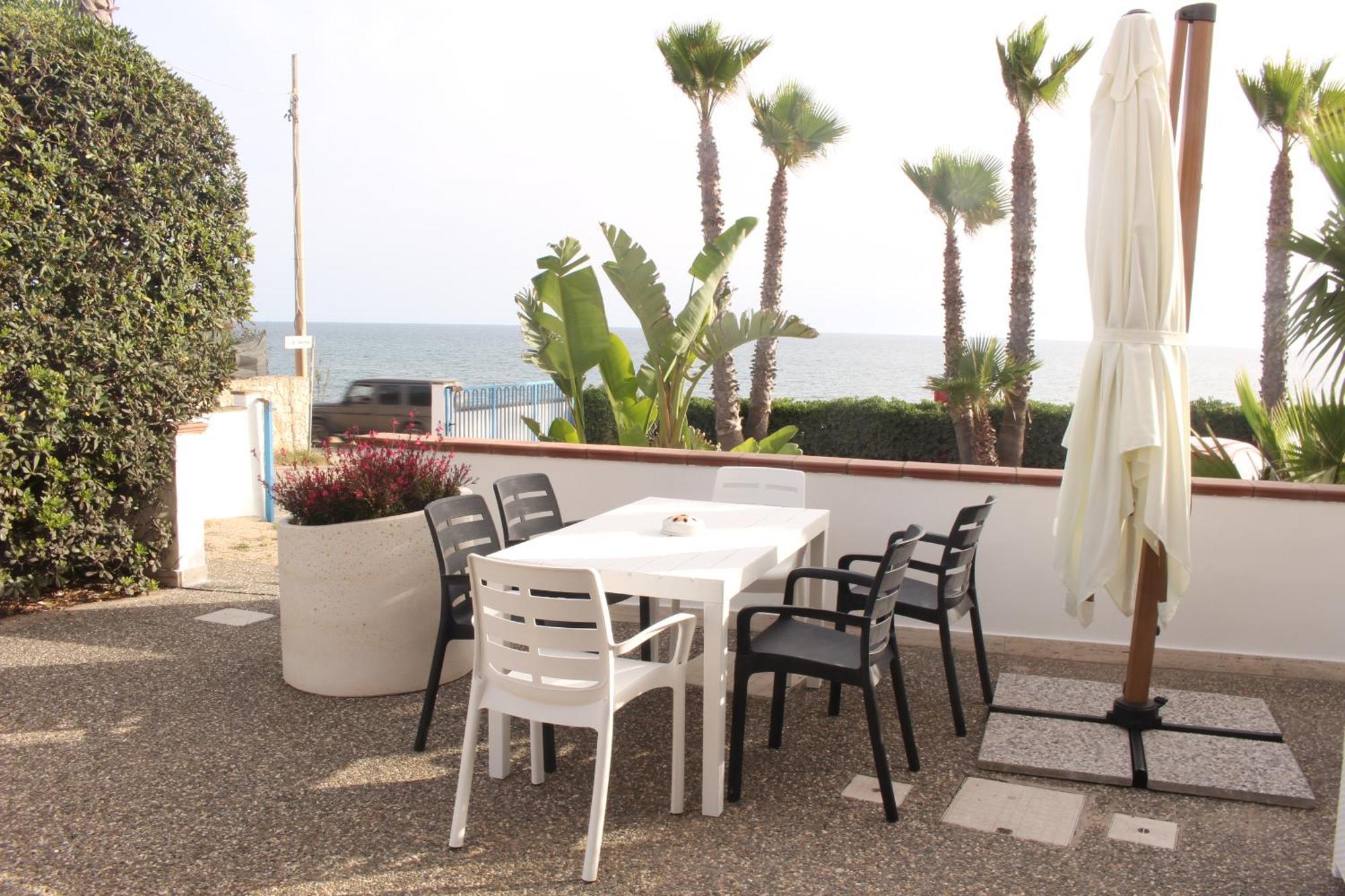 Residence Mare Azzurro Torre San Giovanni Ugento Bagian luar foto