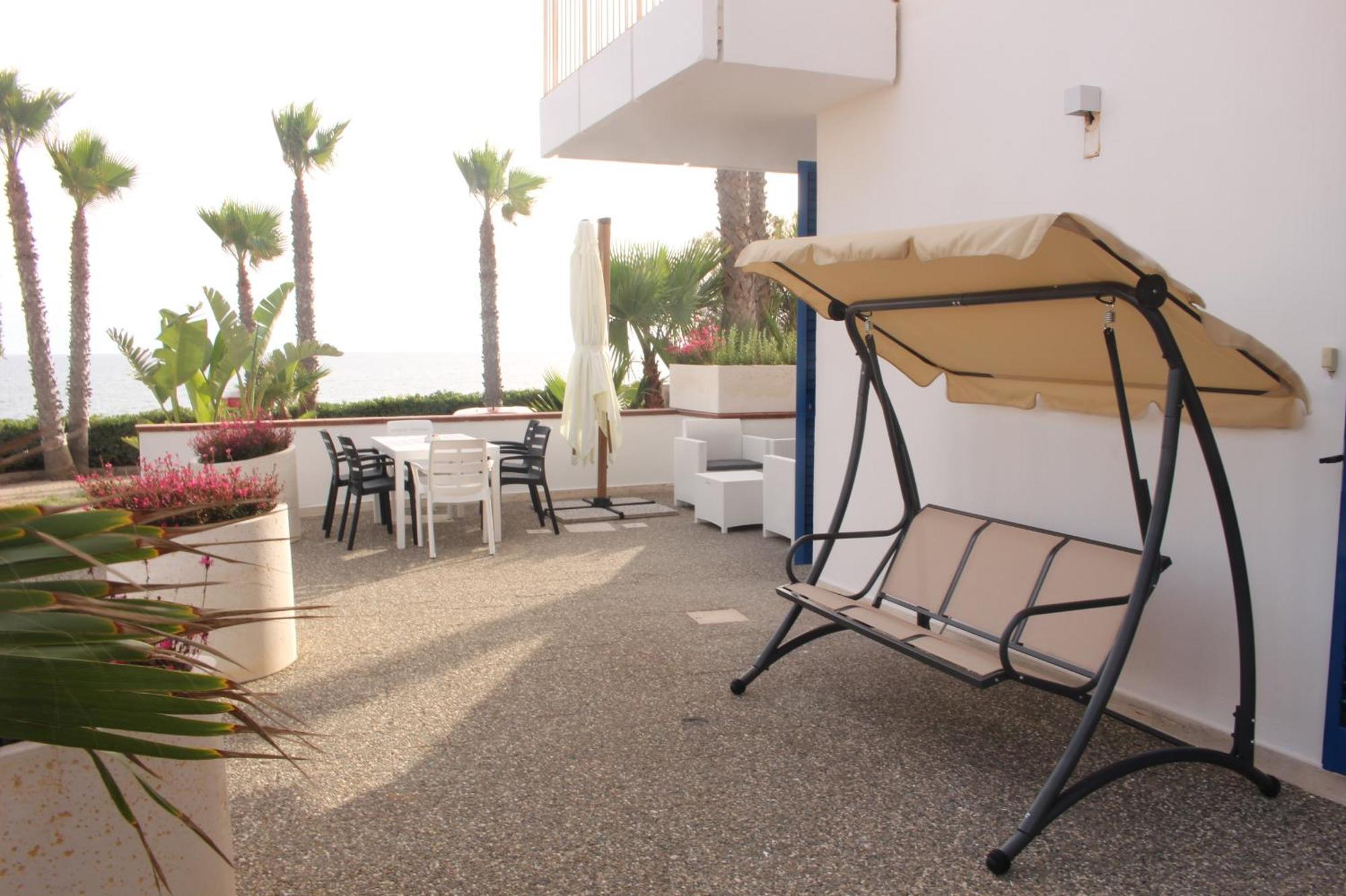 Residence Mare Azzurro Torre San Giovanni Ugento Bagian luar foto