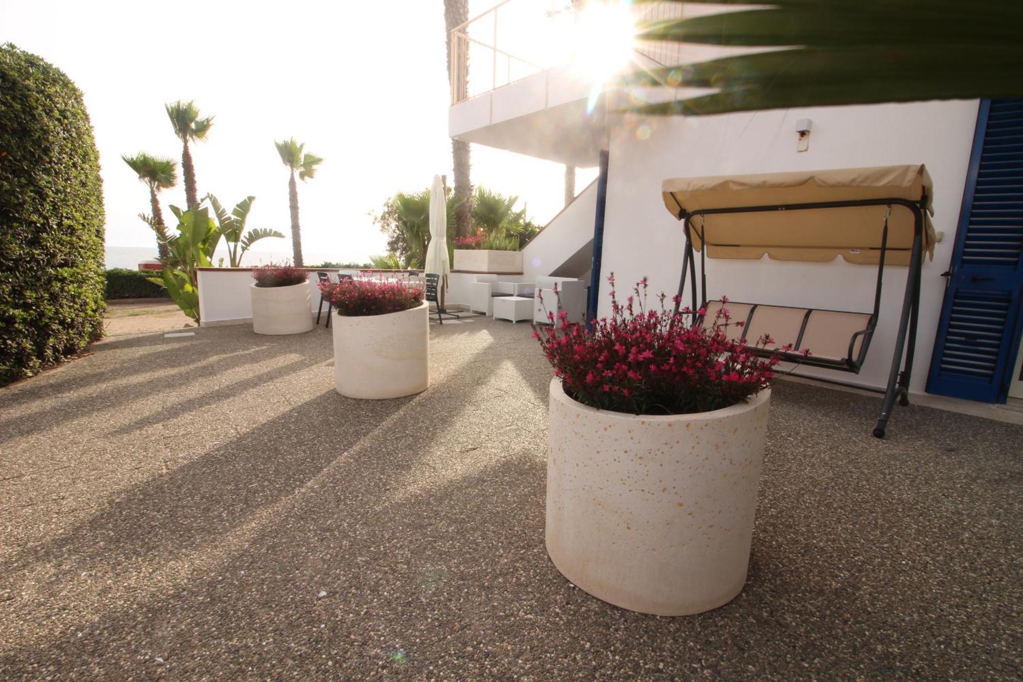 Residence Mare Azzurro Torre San Giovanni Ugento Bagian luar foto