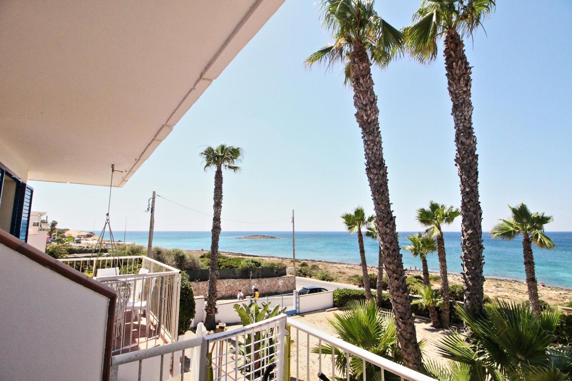 Residence Mare Azzurro Torre San Giovanni Ugento Bagian luar foto