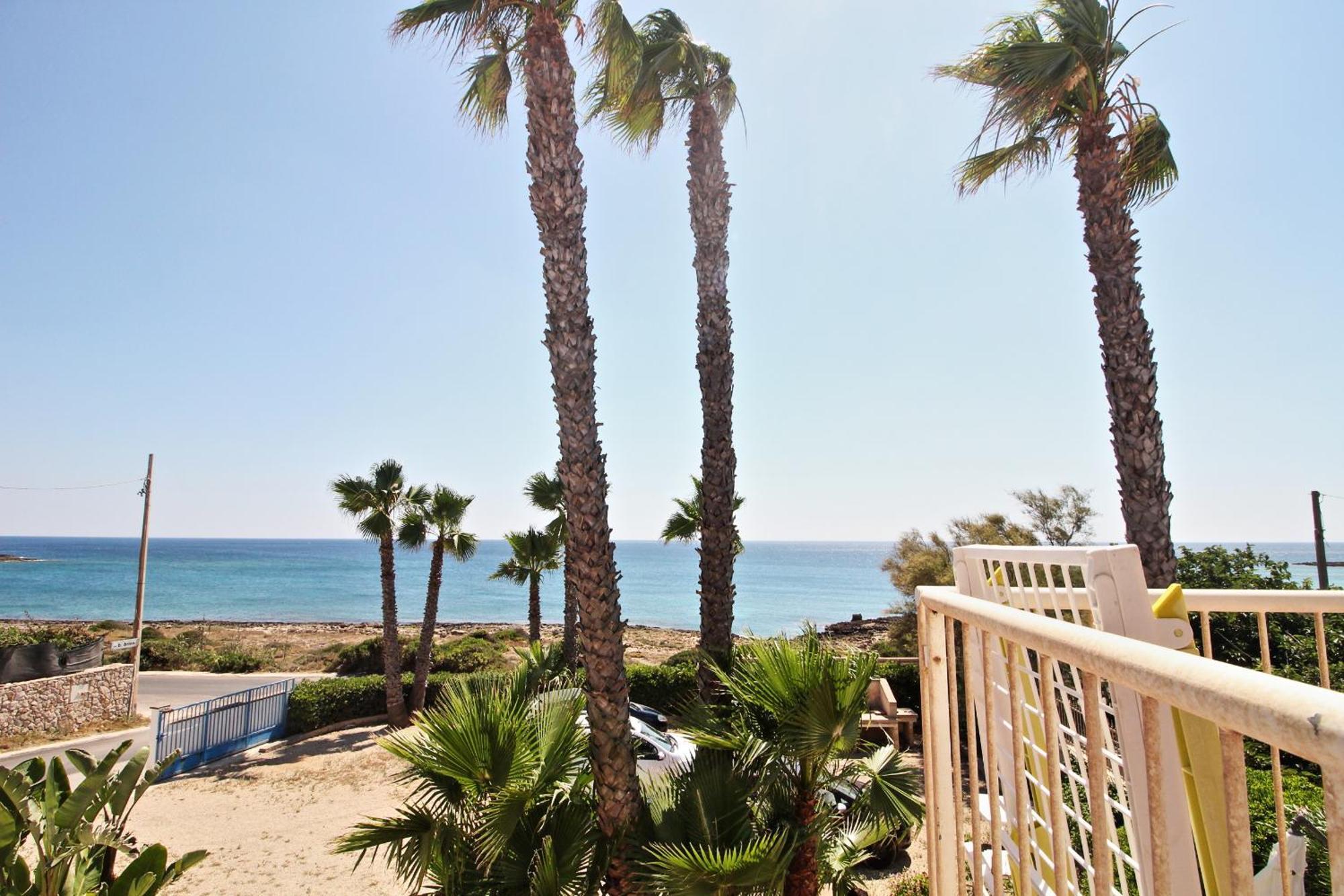 Residence Mare Azzurro Torre San Giovanni Ugento Bagian luar foto