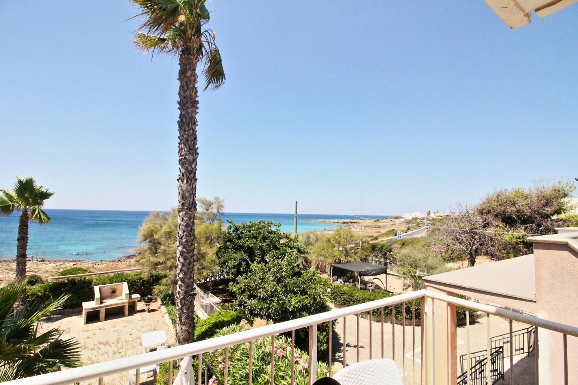 Residence Mare Azzurro Torre San Giovanni Ugento Bagian luar foto